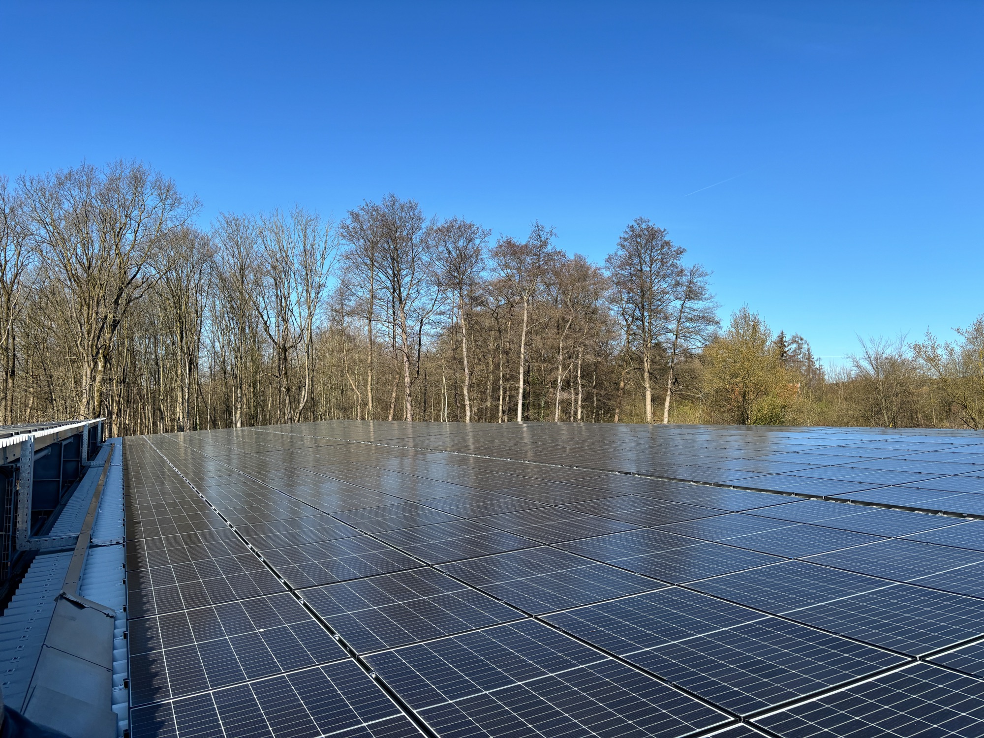 Solar-Carport der Green in Business, Halle (Westfalen)